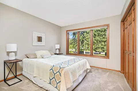 15 W Point Dr, Tonka Bay, MN 55331 photo 20