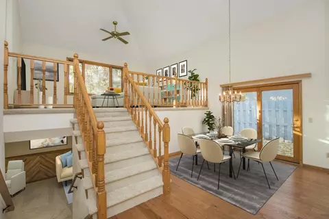 2080 Heron Ave N, Oakdale, MN 55128