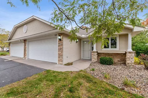 1137 Balsam Ct, New Richmond, WI 54017