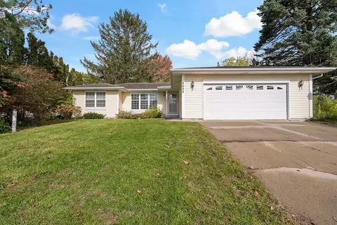 8625 Upper 209th St W, Lakeville, MN 55044