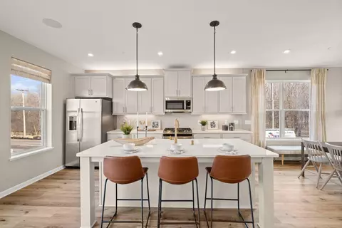 13651 Marsh View Trl, Rogers, MN 55374