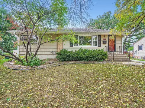 2544 Pennsylvania Ave S, Saint Louis Park, MN 55426