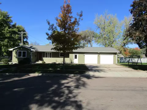 1090 Bergeson Dr, Granite Falls, MN 56241