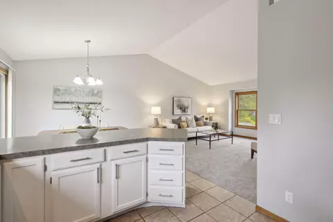 4031 Pennsylvania Ave, Eagan, MN 55123 photo 15