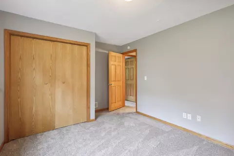 4031 Pennsylvania Ave, Eagan, MN 55123 photo 31