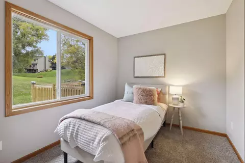 4031 Pennsylvania Ave, Eagan, MN 55123 photo 17