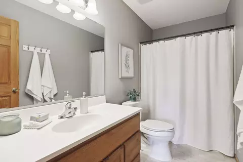 4031 Pennsylvania Ave, Eagan, MN 55123 photo 21