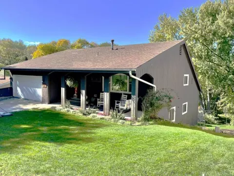 1121 20th St NW, Rochester, MN 55901
