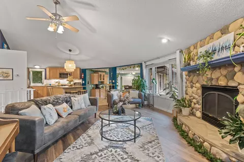 8228 Spring Lake Rd, Mounds View, MN 55112