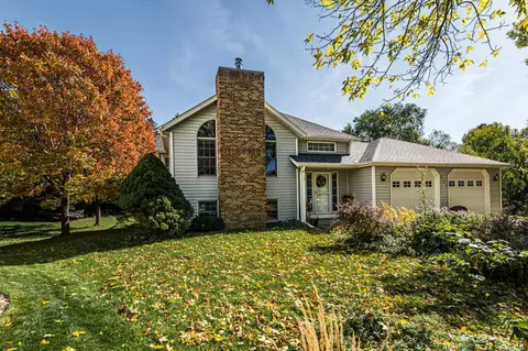 3108 River Ln NE, Rochester, MN 55906
