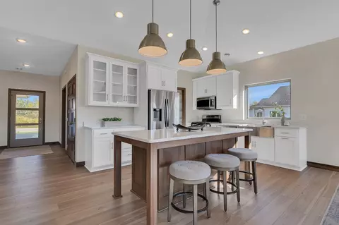 Kitchen - 4272 30th St S, Saint Cloud, MN 56301 photo 2 of 4