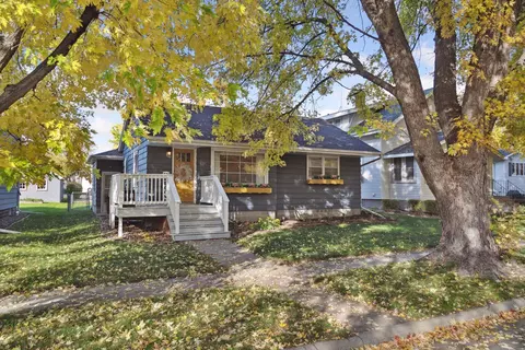110 Lincoln Ave N, New Prague, MN 56071