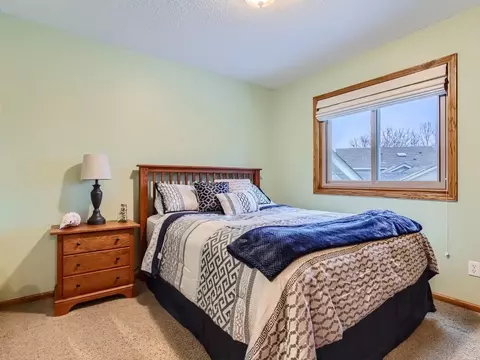 11150 Hillsboro Ct, Champlin, MN 55316 photo 21