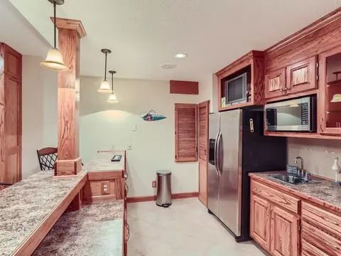 11150 Hillsboro Ct, Champlin, MN 55316 photo 27
