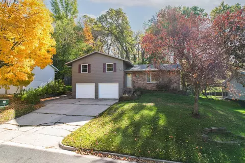 718 Cliff St NE, Chatfield, MN 55923