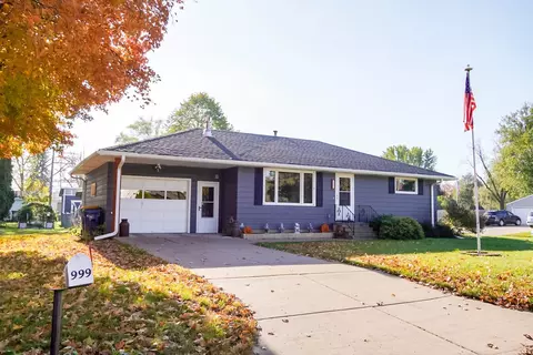 999 W Center St, Lake City, MN 55041
