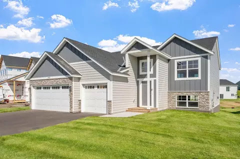 12704 Edison St, Blaine, MN 55449