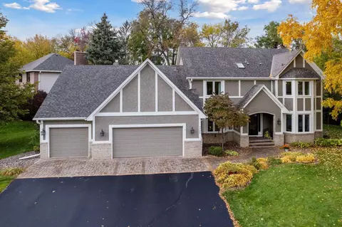 3900 Stratford Rdg, Excelsior, MN 55331