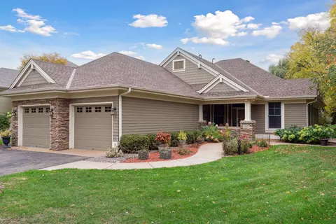 10557 Water Lily Ln, Woodbury, MN 55129
