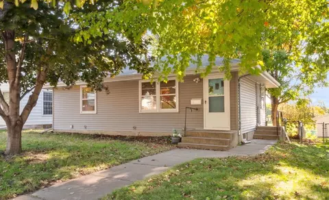 688 40th Ave NE, Columbia Heights, MN 55421