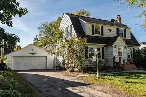 1350 2nd St NW, Rochester, MN 55901