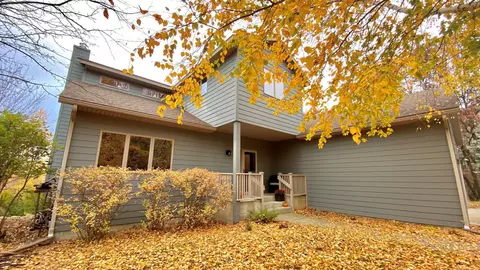 10081 County Road 40 NE, New London, MN 56273
