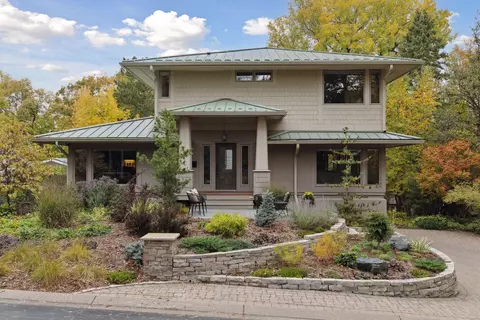 4212 Poplar Dr, Golden Valley, MN 55422