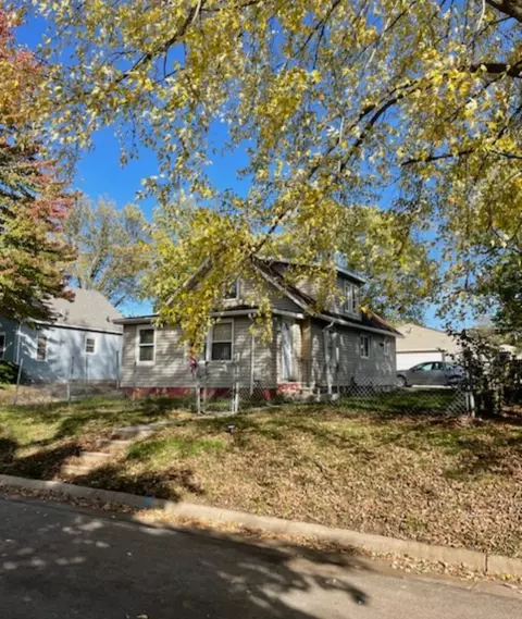 1102 12th St NW, Austin, MN 55912