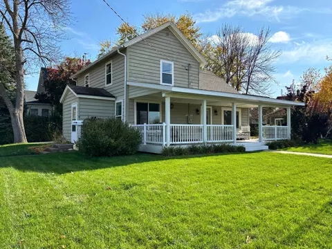202 Elm Ave SE, Montgomery, MN 56069