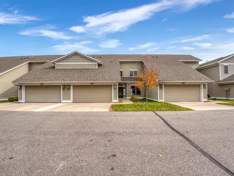 4524 Birchmont Dr NE #4, Bemidji, MN 56601