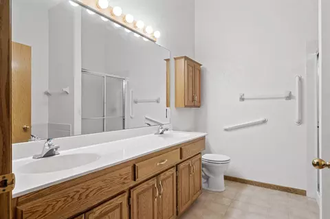 4186 Starbridge Ct, Eagan, MN 55122 photo 21