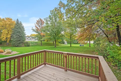 4186 Starbridge Ct, Eagan, MN 55122 photo 37