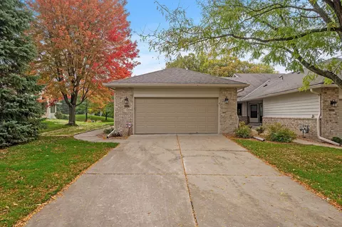 4186 Starbridge Ct, Eagan, MN 55122 photo 2