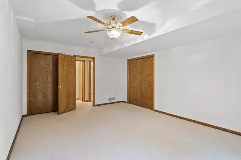 4186 Starbridge Ct, Eagan, MN 55122 photo 29