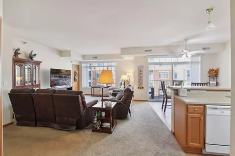 8200 W 33rd St #325, Saint Louis Park, MN 55426