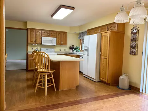 325 4th Ave SE, Plainview, MN 55964 photo 12
