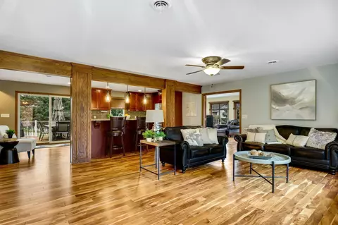 4106 Blackhawk Rd, Eagan, MN 55122 photo 7