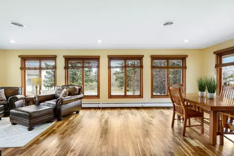 4106 Blackhawk Rd, Eagan, MN 55122 photo 12