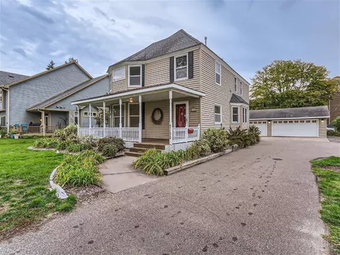 4780 Bald Eagle Ave, White Bear Lake, MN 55110