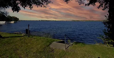 21560 Fairview St, Greenwood, MN 55331