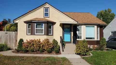1039 Blair Ave, Saint Paul, MN 55104