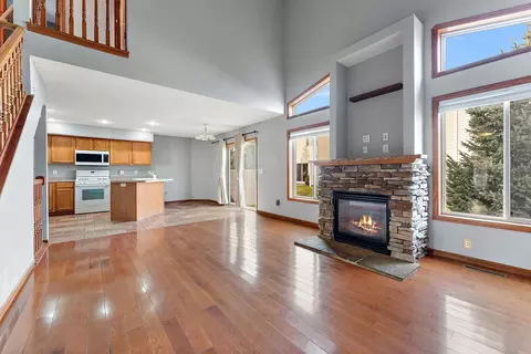 713 Bradbury Cir, Jordan, MN 55352