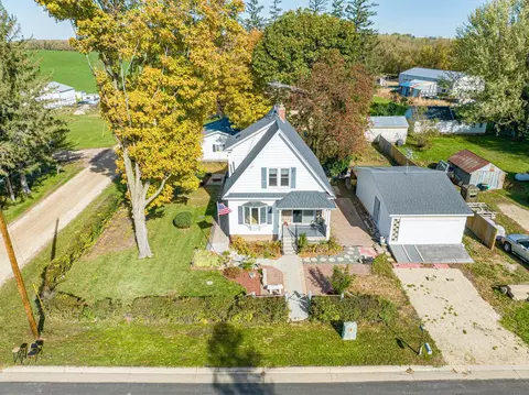 6715 75th St NW, Oronoco, MN 55960