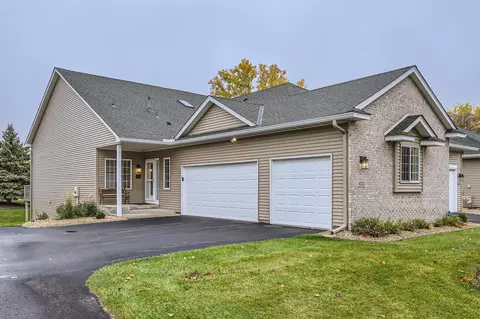 4033 93rd Ave N, Brooklyn Park, MN 55443