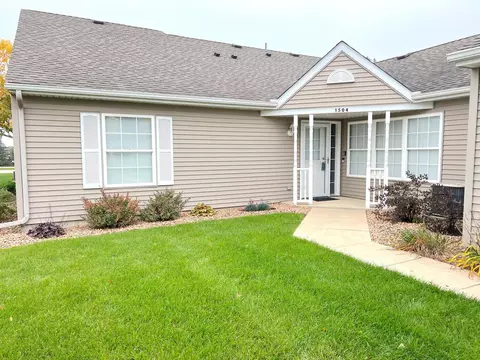 1504 Highview Trl #4, Albert Lea, MN 56007 photo 2