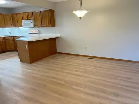 1504 Highview Trl #4, Albert Lea, MN 56007 photo 5