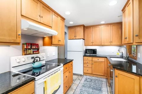 5306 Wyoming St, Duluth, MN 55804 photo 13