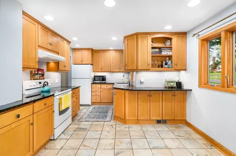 5306 Wyoming St, Duluth, MN 55804 photo 11