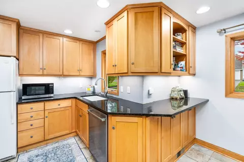 5306 Wyoming St, Duluth, MN 55804 photo 14