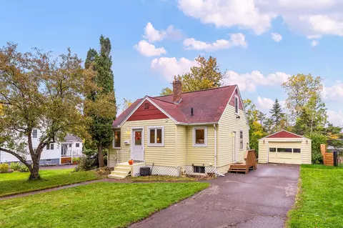 5306 Wyoming St, Duluth, MN 55804